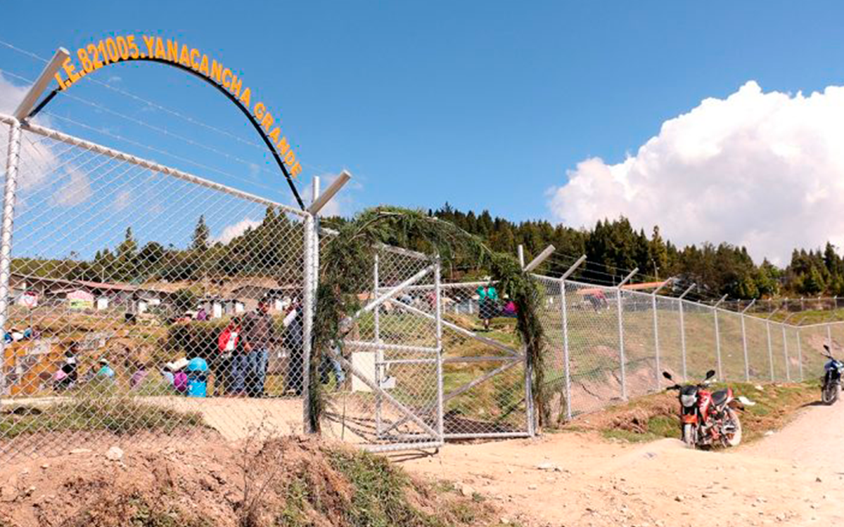 newmont-yanacocha-colegio