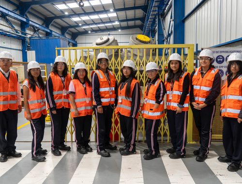 Hitachi Energy impulsa carreras STEM en escolares peruanas de colegio emblemático