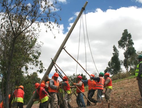 MINEM culmina siete proyectos de electrificación rural y lleva energía a más de 20 mil peruanos