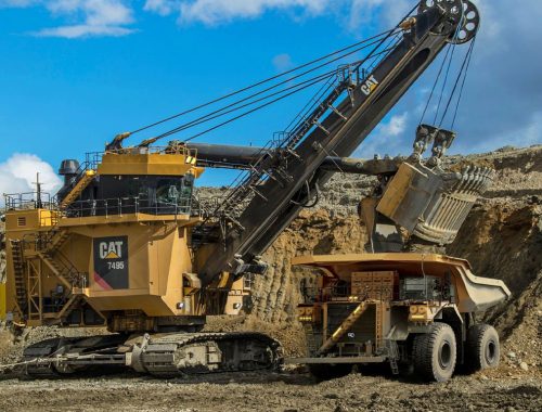 Minera Las Bambas otorga a Ferreyros y Caterpillar licitación de gran flota de máquinas gigantes